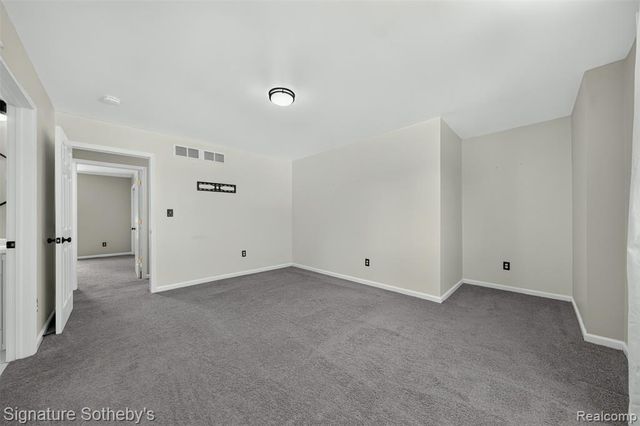 20209 Inkster Road, Livonia, MI 48152