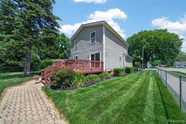 20209 Inkster Road, Livonia, MI 48152