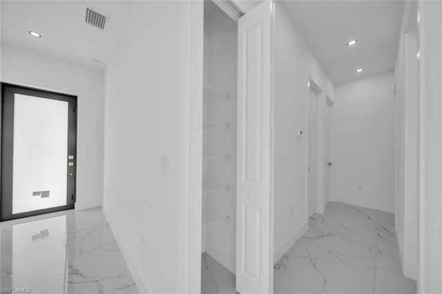 2609 21st ST SW, Lehigh Acres, FL 33976