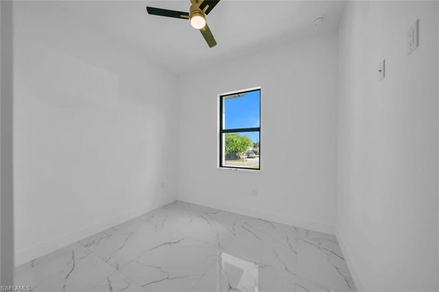2609 21st ST SW, Lehigh Acres, FL 33976