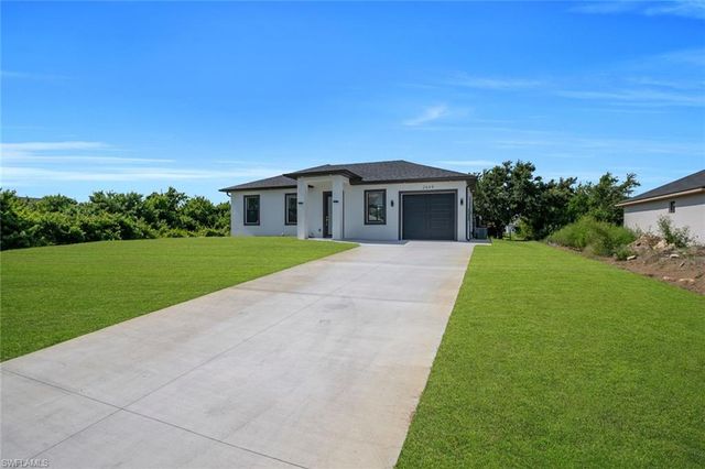 2609 21st ST SW, Lehigh Acres, FL 33976