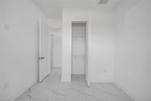 2609 21st ST SW, Lehigh Acres, FL 33976