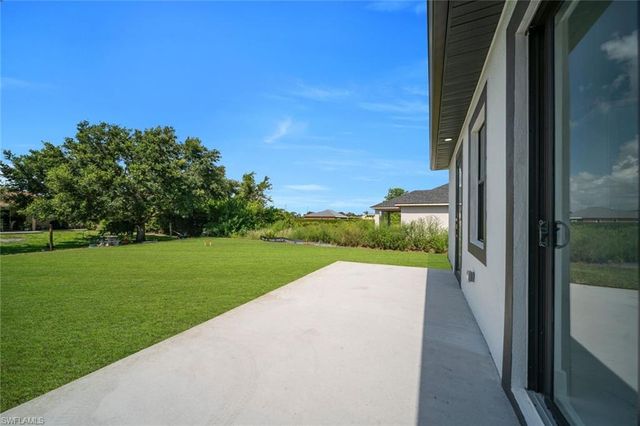 2609 21st ST SW, Lehigh Acres, FL 33976
