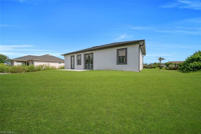 2609 21st ST SW, Lehigh Acres, FL 33976