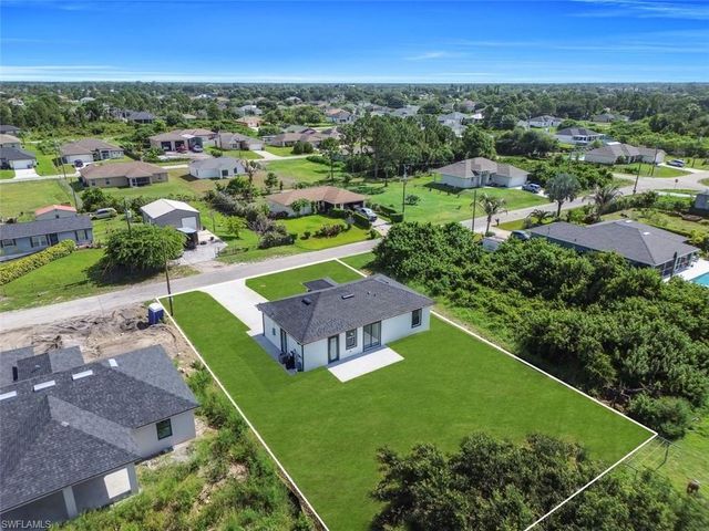 2609 21st ST SW, Lehigh Acres, FL 33976
