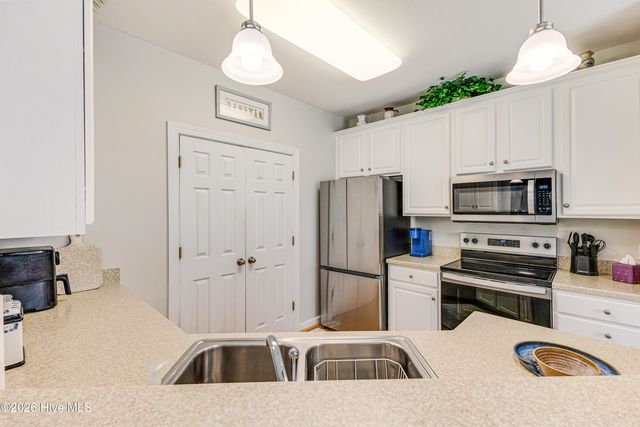 121 Crooked Gulley Circle Apt 1, Sunset Beach, NC 28468