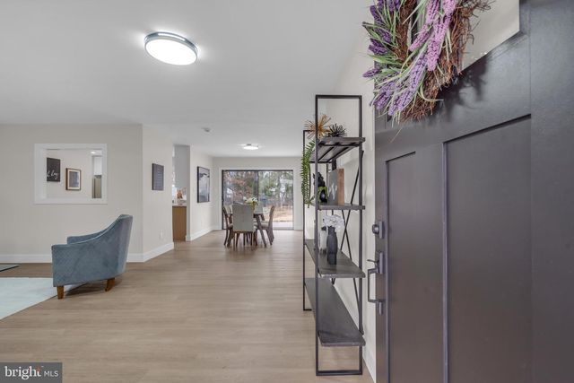 142 EASTBROOK LN, Willingboro, NJ 08046