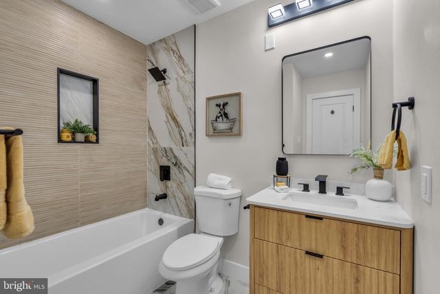 142 EASTBROOK LN, Willingboro, NJ 08046