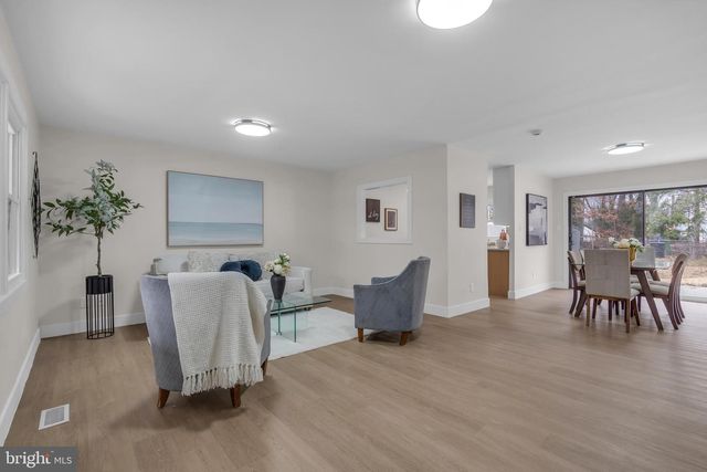 142 EASTBROOK LN, Willingboro, NJ 08046