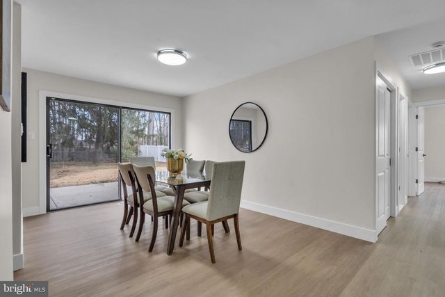 142 EASTBROOK LN, Willingboro, NJ 08046