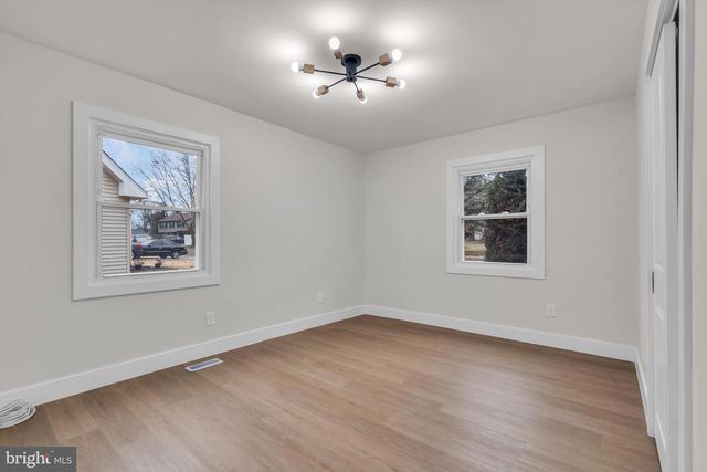 142 EASTBROOK LN, Willingboro, NJ 08046