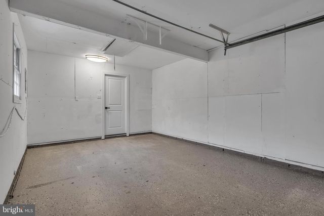 142 EASTBROOK LN, Willingboro, NJ 08046