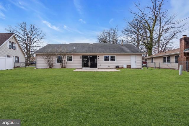 142 EASTBROOK LN, Willingboro, NJ 08046