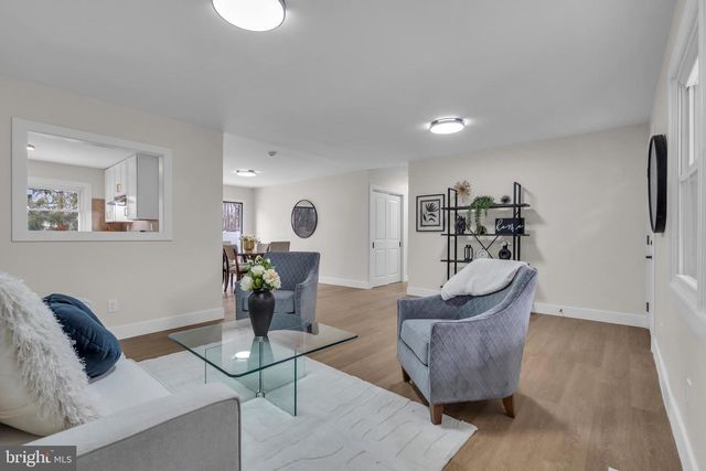 142 EASTBROOK LN, Willingboro, NJ 08046