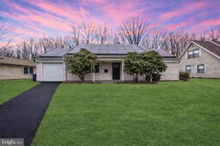 142 EASTBROOK LN, Willingboro, NJ 08046