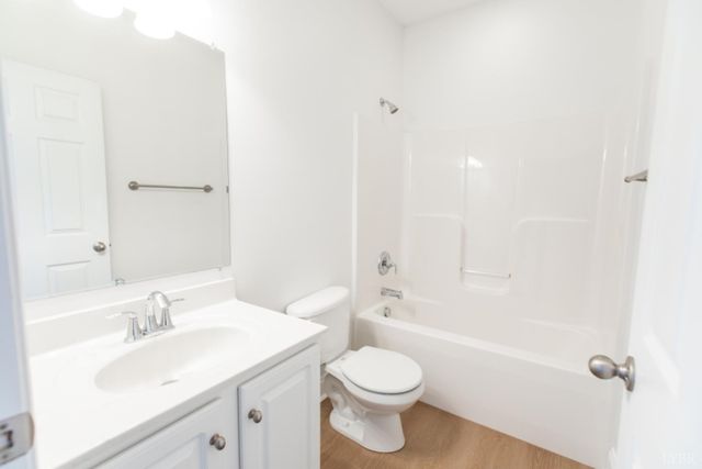 206 Capstone Drive 104, Lynchburg, VA 24502