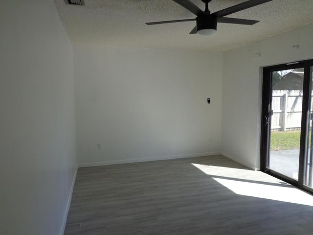 151 Cordoba Circle, Royal Palm Beach, FL 33411