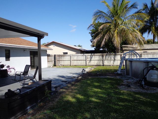 151 Cordoba Circle, Royal Palm Beach, FL 33411