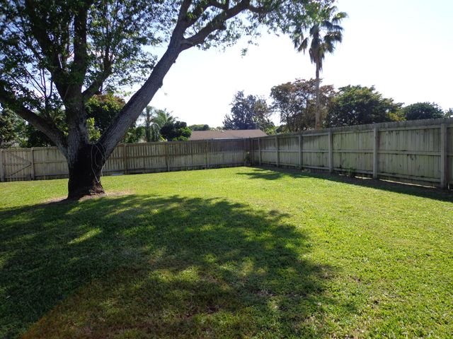 151 Cordoba Circle, Royal Palm Beach, FL 33411