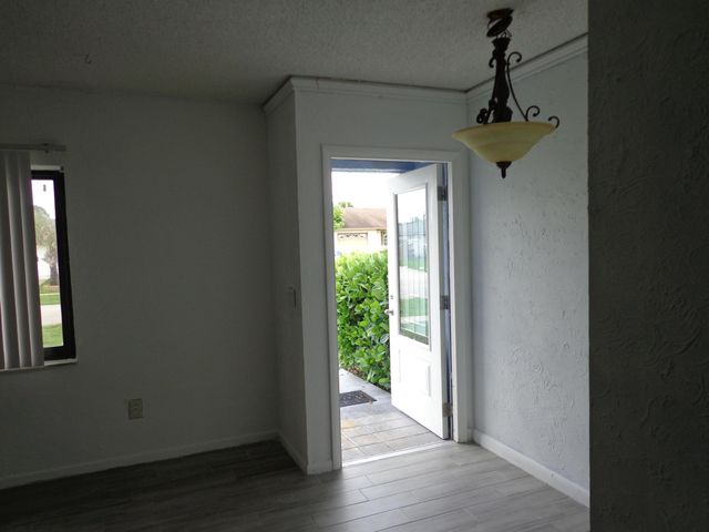 151 Cordoba Circle, Royal Palm Beach, FL 33411