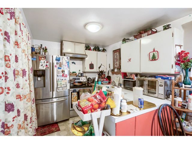 11842 Sw IRON HORSE Ln, Beaverton, OR 97008