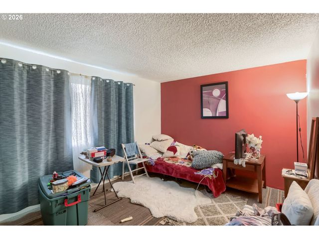 11842 Sw IRON HORSE Ln, Beaverton, OR 97008