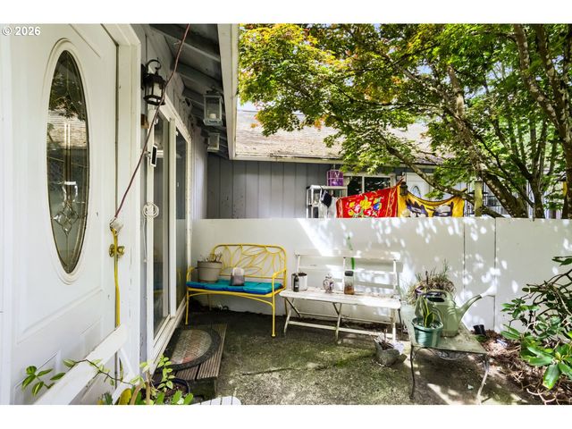 11842 Sw IRON HORSE Ln, Beaverton, OR 97008