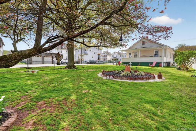 32 Demarest Avenue, West Haverstraw, NY 10993