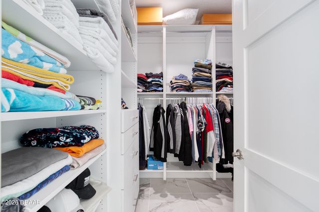 206 N Halifax Avenue, Daytona Beach, FL 32118