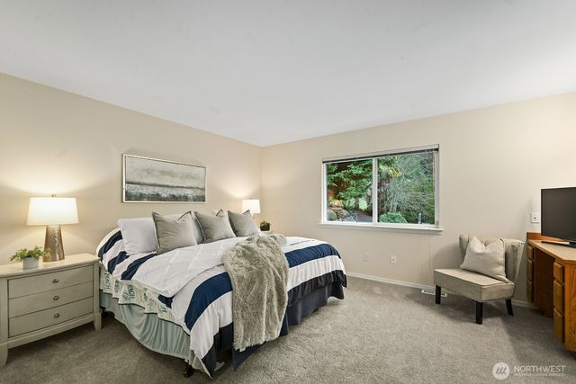 17423 18th Avenue W, Lynnwood, WA 98037