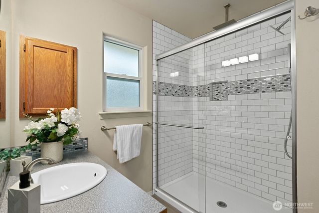 17423 18th Avenue W, Lynnwood, WA 98037