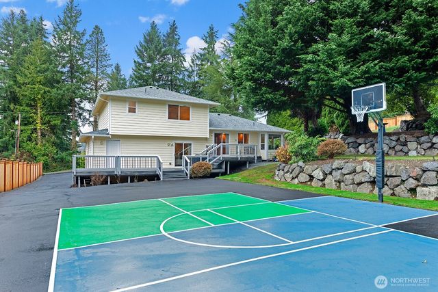 17423 18th Avenue W, Lynnwood, WA 98037