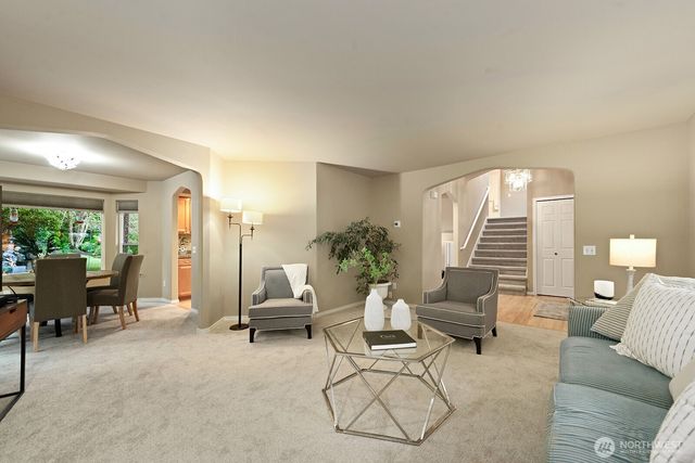 17423 18th Avenue W, Lynnwood, WA 98037