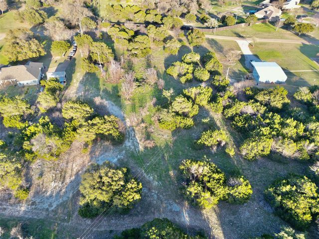 925 Cedar Ridge Road, Gatesville, TX 76528