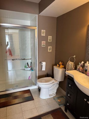 24100 Wildbrook Court 101, Southfield, MI 48034