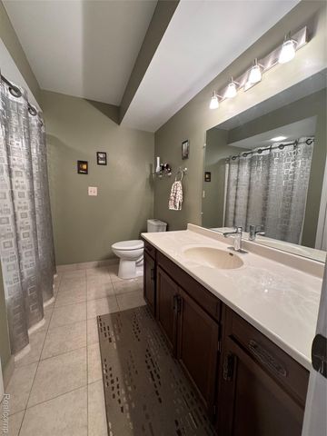 24100 Wildbrook Court 101, Southfield, MI 48034