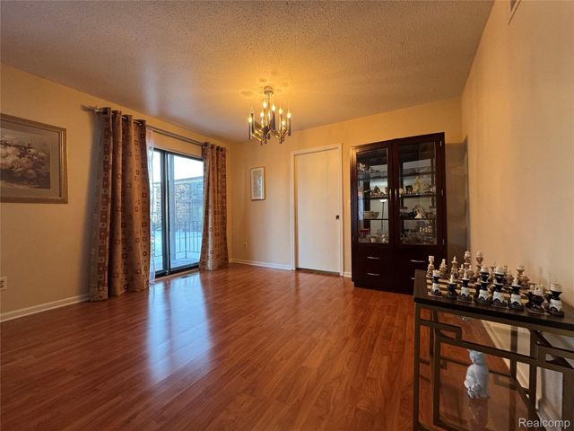 24100 Wildbrook Court 101, Southfield, MI 48034