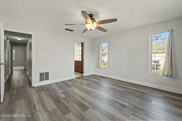 1743 HORTON Drive, Orange Park, FL 32073