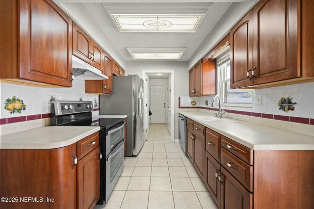 1743 HORTON Drive, Orange Park, FL 32073