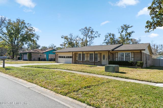 1743 HORTON Drive, Orange Park, FL 32073