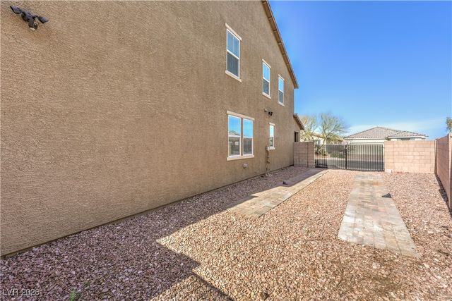 989 Soaring Moon Drive, Henderson, NV 89015