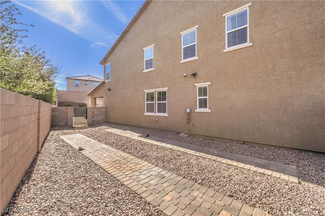 989 Soaring Moon Drive, Henderson, NV 89015