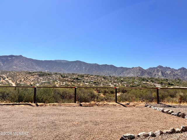 15235 N Lago Del Oro Parkway, Tucson, AZ 85739