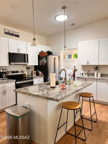 15235 N Lago Del Oro Parkway, Tucson, AZ 85739