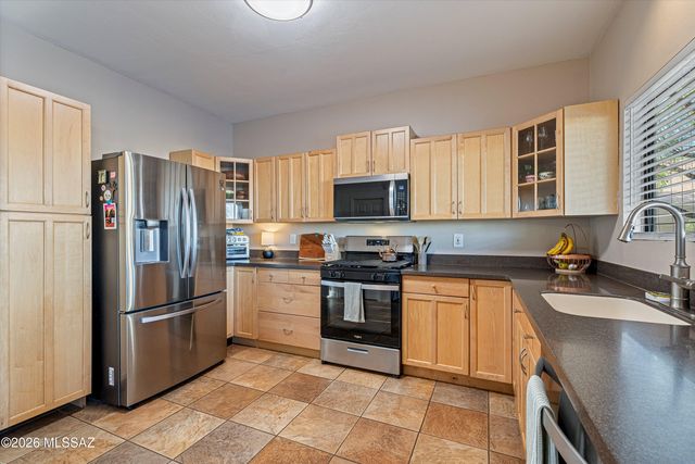 4930 N Desert Tortoise Place, Tucson, AZ 85745