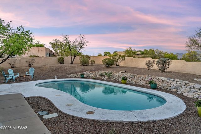 4930 N Desert Tortoise Place, Tucson, AZ 85745