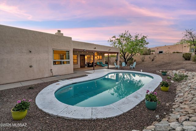 4930 N Desert Tortoise Place, Tucson, AZ 85745