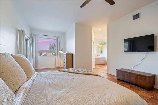 4930 N Desert Tortoise Place, Tucson, AZ 85745