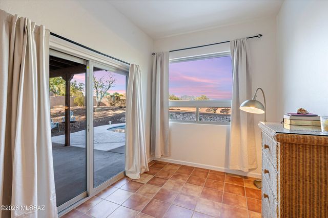 4930 N Desert Tortoise Place, Tucson, AZ 85745