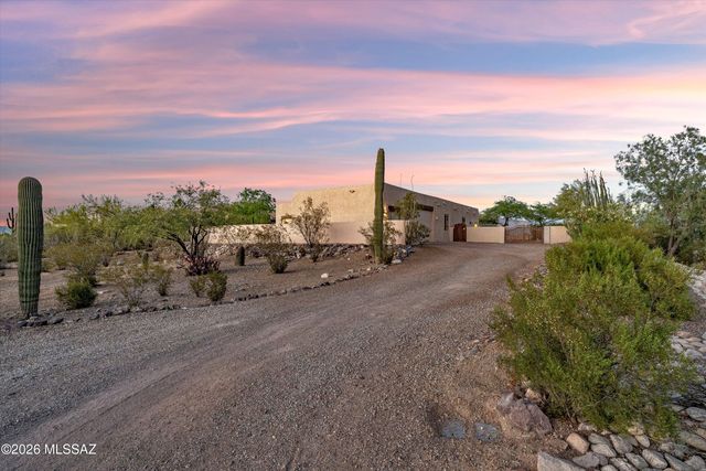 4930 N Desert Tortoise Place, Tucson, AZ 85745